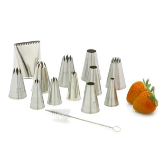 Piping Bags and Nozzles