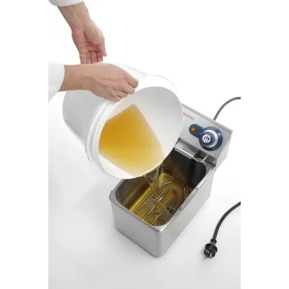 Polypropylene bucket with lid, 11.3 L, white