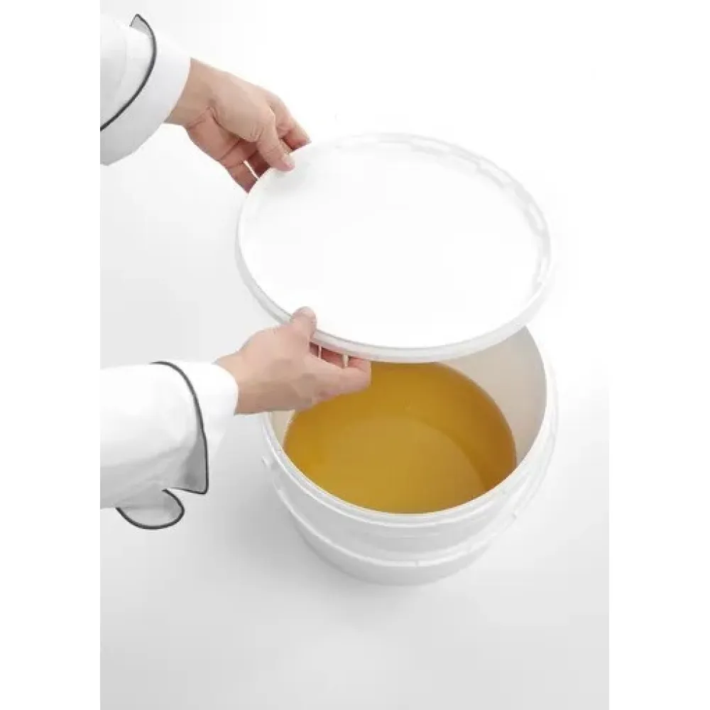 Polypropylene bucket with lid, 11.3 L, white