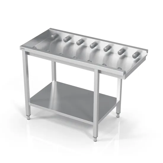 Table with Shelf, Small Rollers